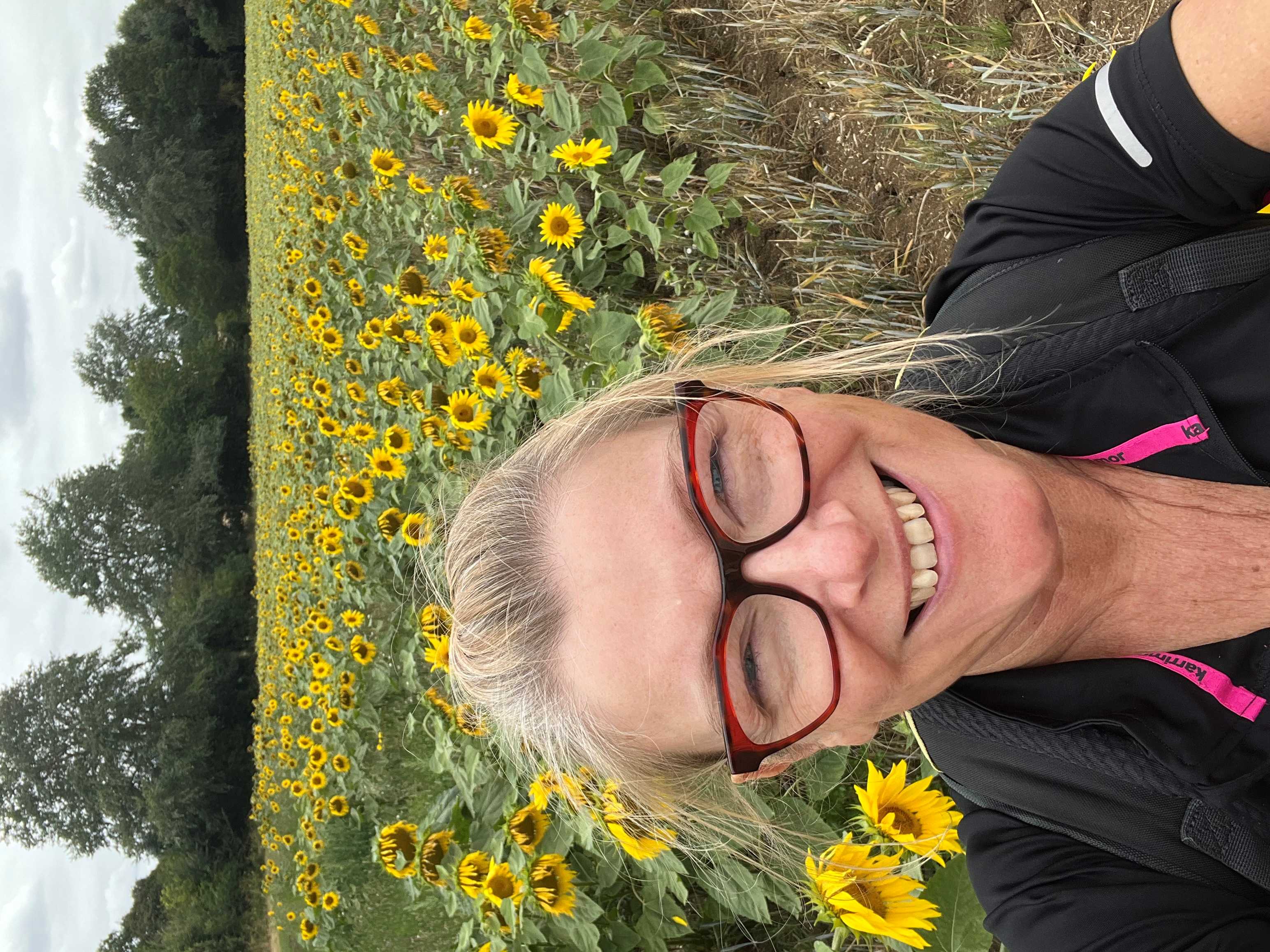 SunflowerSelfie2025